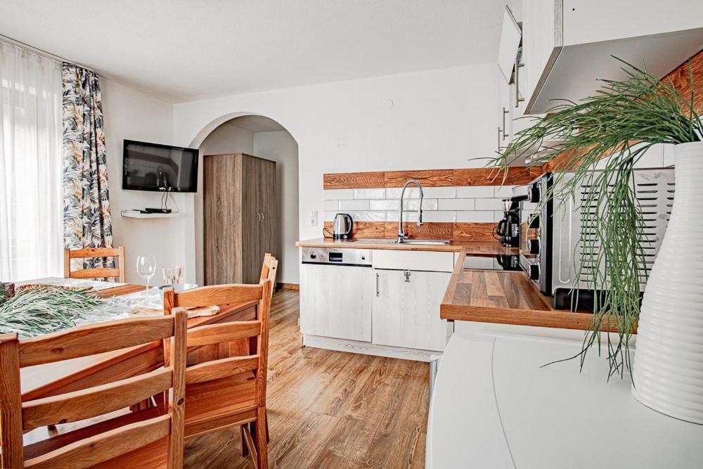 Apartments Leszek Elis 141 See Exterior foto