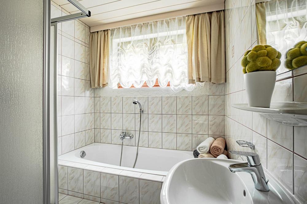Apartments Leszek Elis 141 See Exterior foto